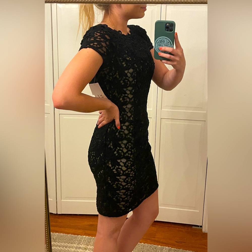 Black lace Sherrie bloom - Peter noviello Chetta b dress